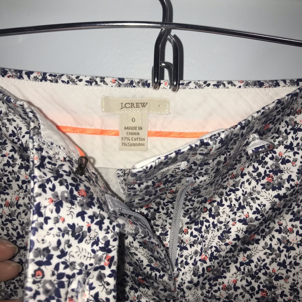 J.Crew Shorts 💐 - Picture 3 of 4
